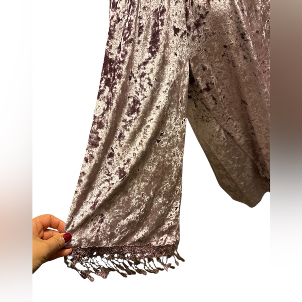 Elegant Velvet Off-Shoulder Top - Picture 3 of 3